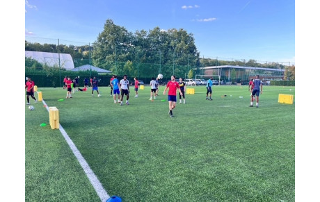 Retour à l'entraînement pour nos Seniors R1 ! ⚽️